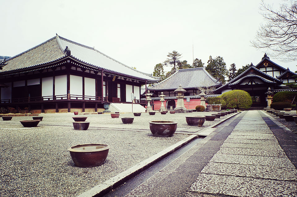 當麻寺奥院